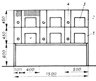 Рис. 12 Схема клетки для нутрий с сетчатым выгулом и деревянным домиком